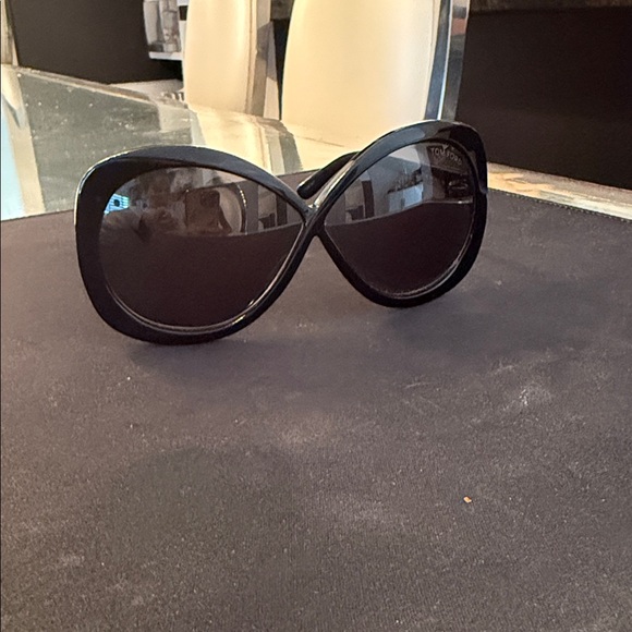 Tom FordBlack Oversized Sunglasses